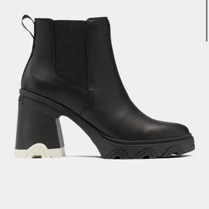 Almost new Sorel Brex Heel Chelsea Boots size 9.5
